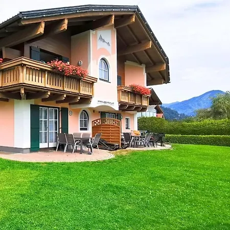 Mary 3-6 Persons Holiday home